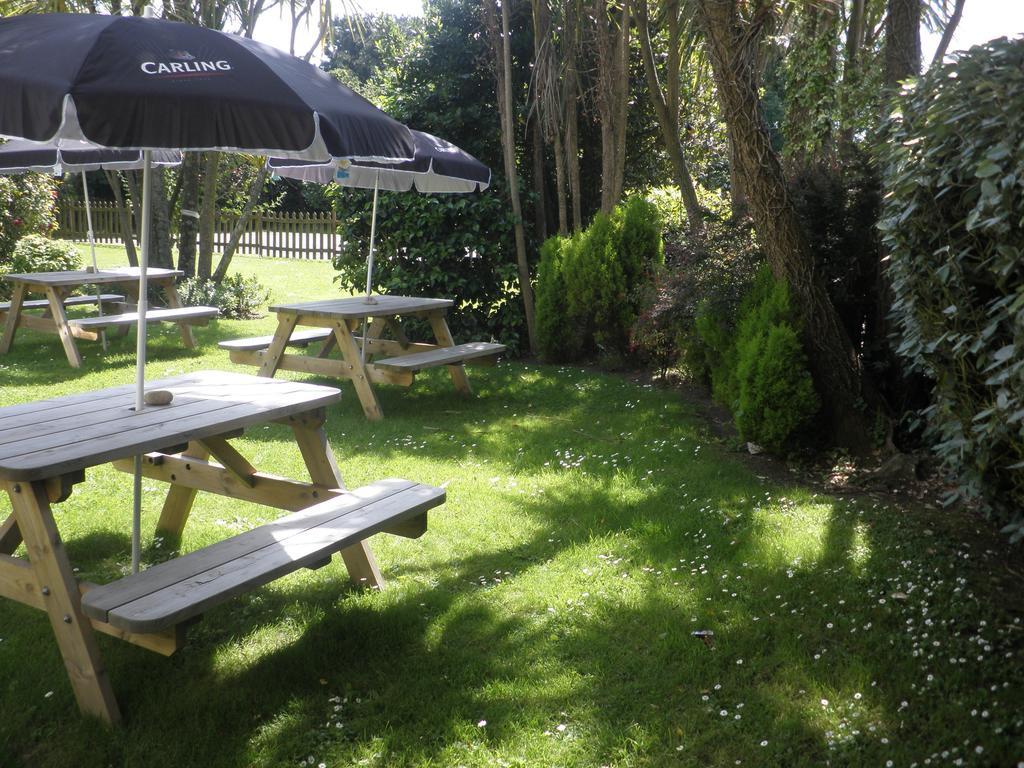 Longfrie Inn Saint Saviour Exterior foto